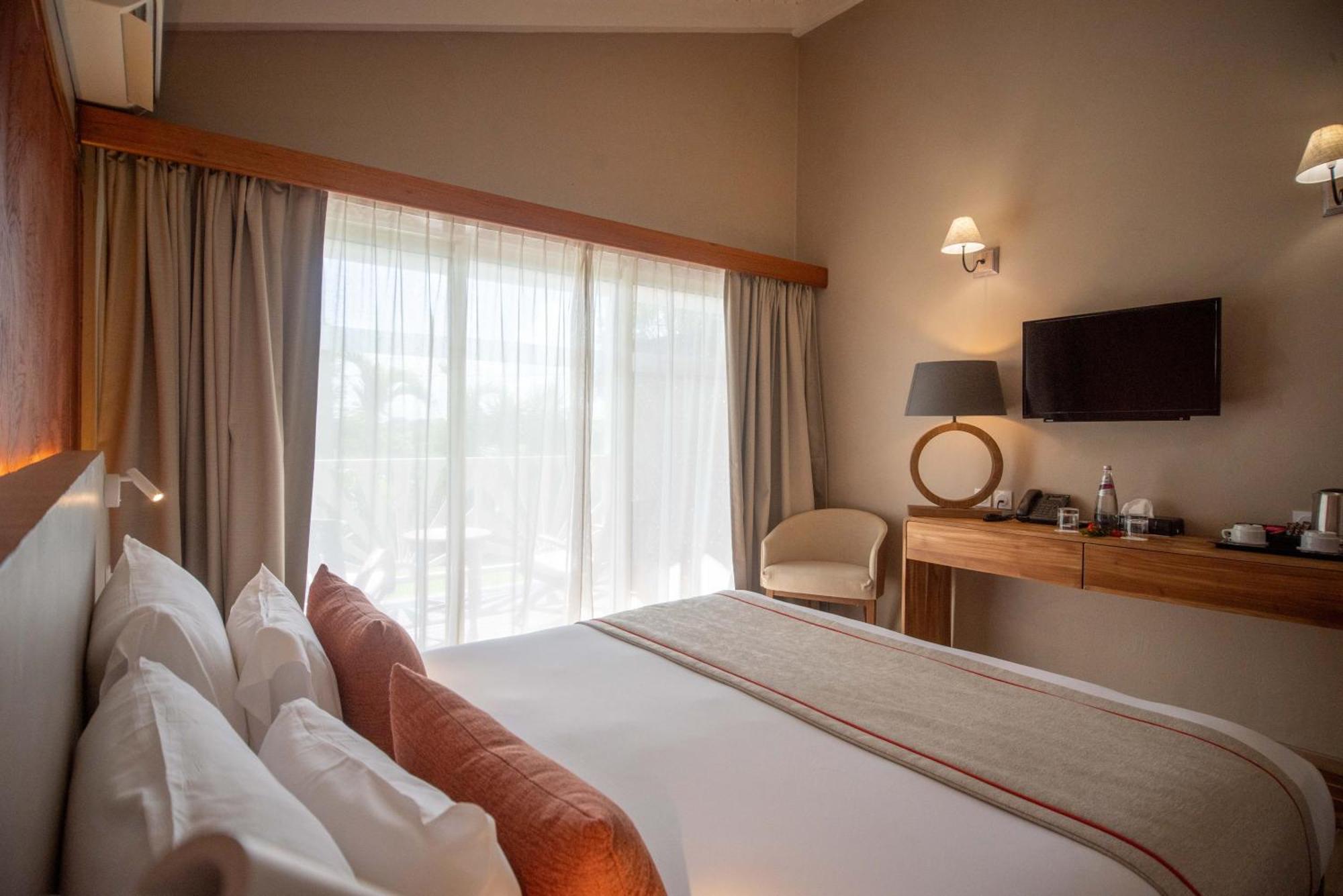 Le Relais Du Moulin - Hotel De Charme & Spa Adult Only Sainte-Anne  Exterior photo